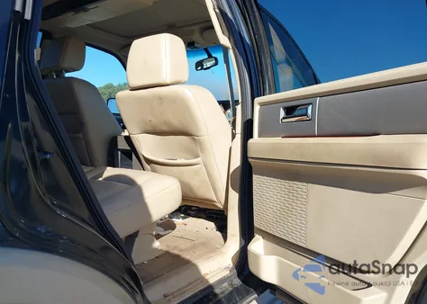 2008 Ford Expedition Eddie Bauer/King Ranch z USA, uszkodzony, nr VIN 1FMFU17538LA16740